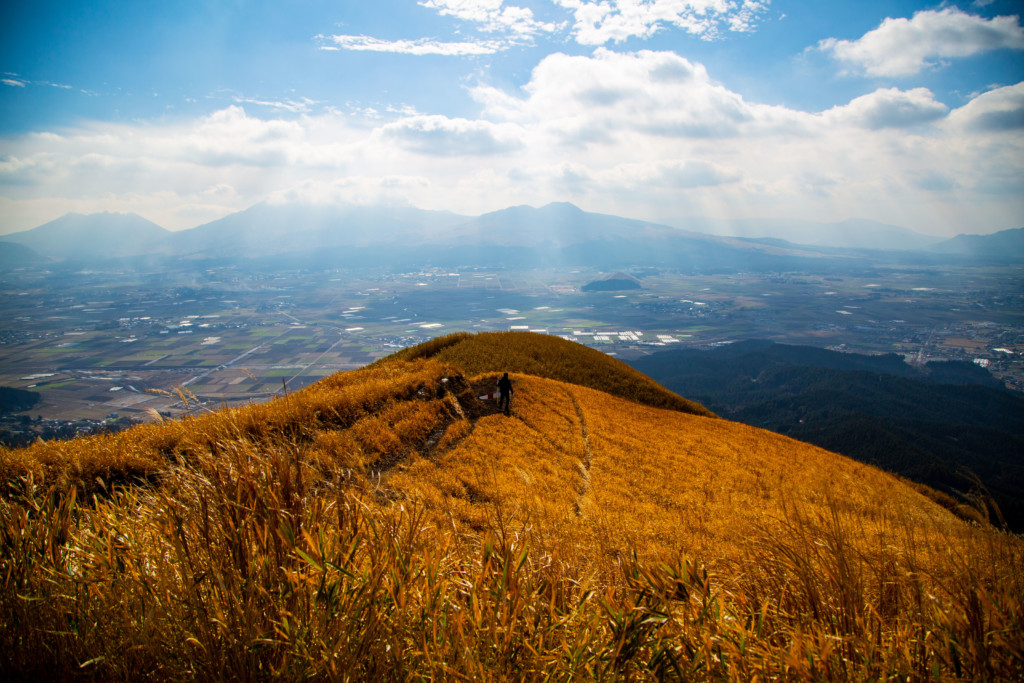 大観峰で飛ばされていた大型ラジコン飛行機