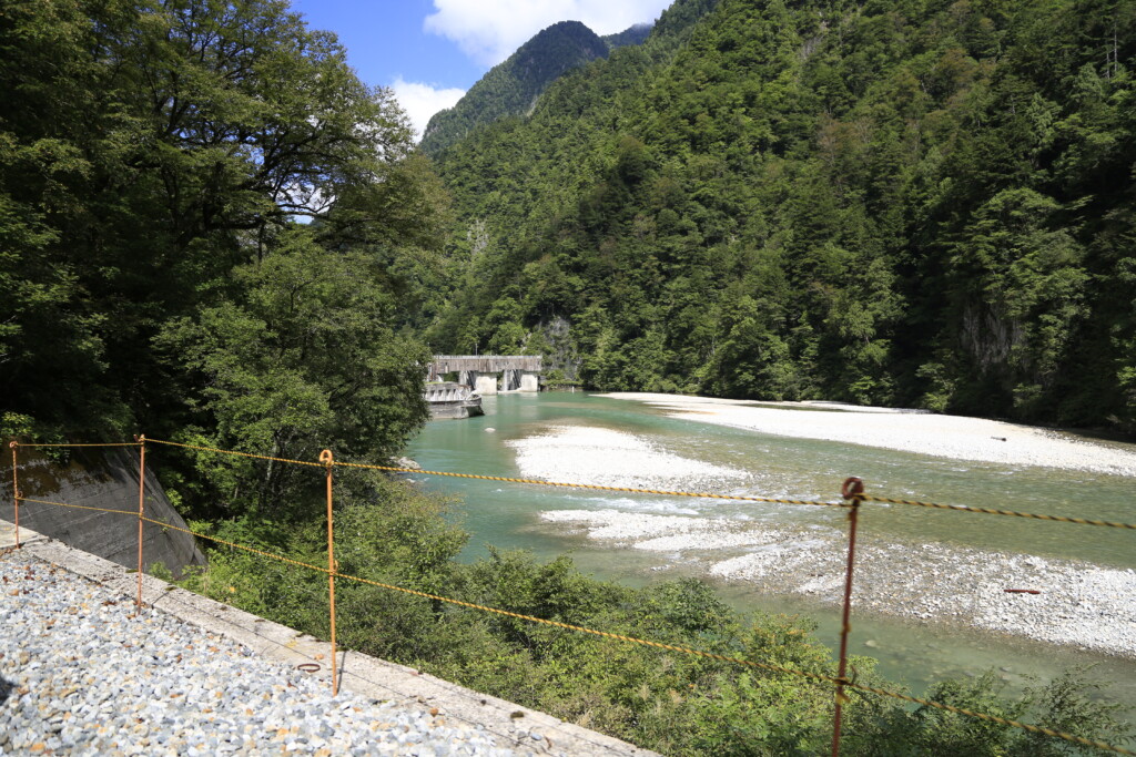鐘釣付近の車窓3