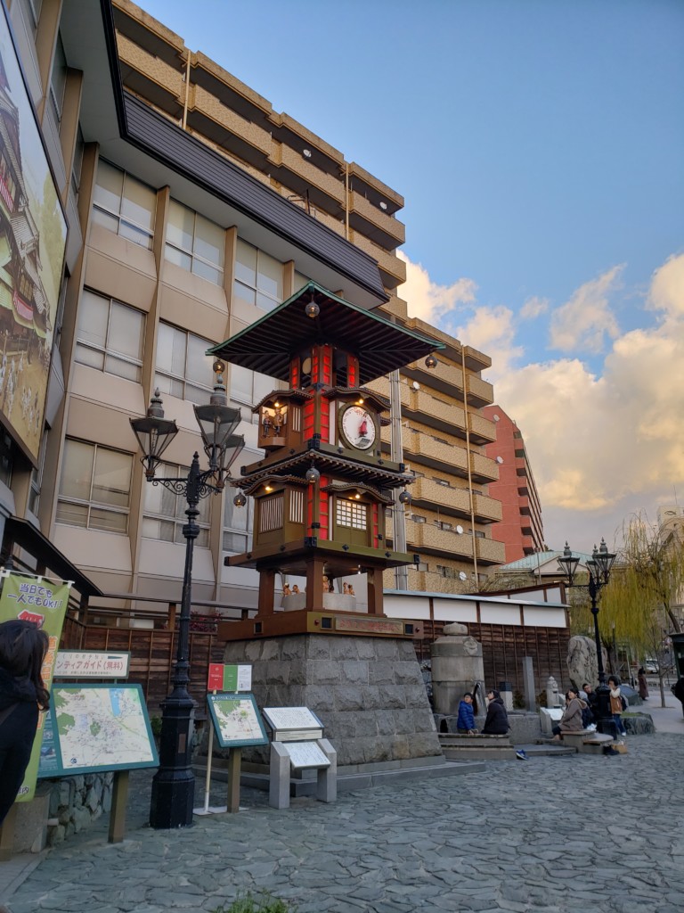 道後温泉 坊っちゃんカラクリ時計