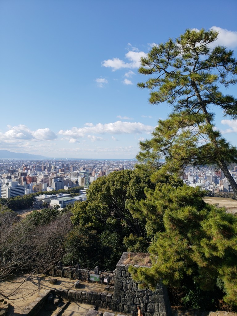 松山城 城入り口付近