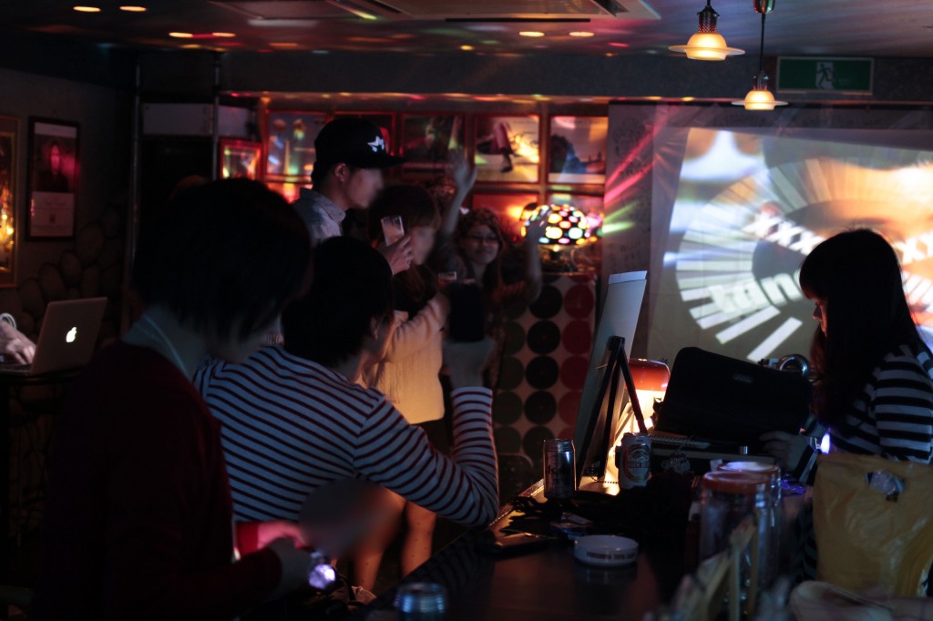 _MG_5880 踊り出す会場のお客さん