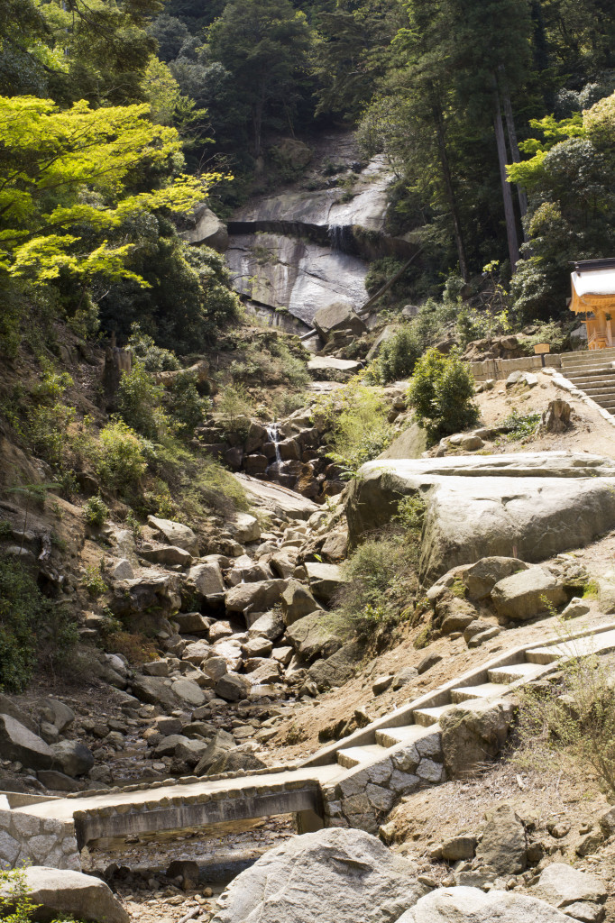 白糸の滝の看板