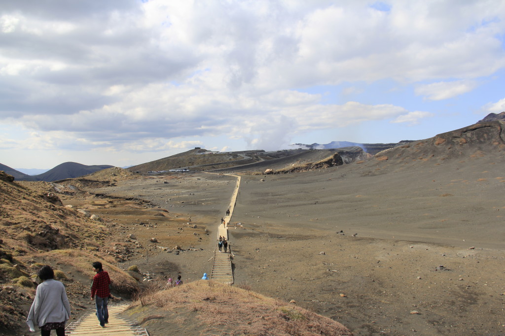 阿蘇の火山高原の風景4